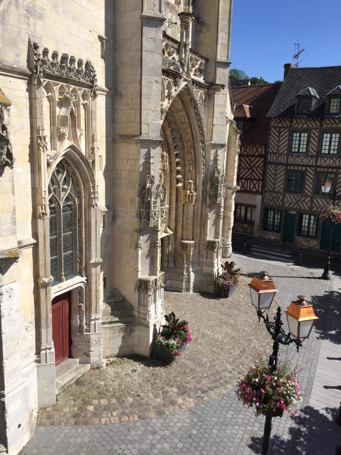 Appartement Medicis Avec Garage Honfleur Exterior foto